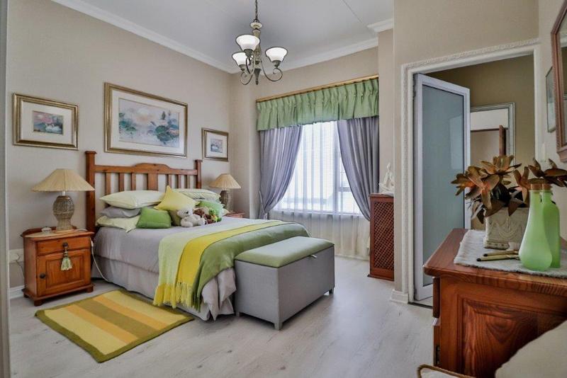 4 Bedroom Property for Sale in Stilbaai Wes Western Cape